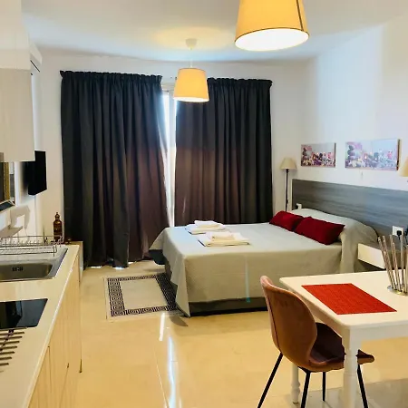 Harmony Seaview Apartments Paphos Exterior photo